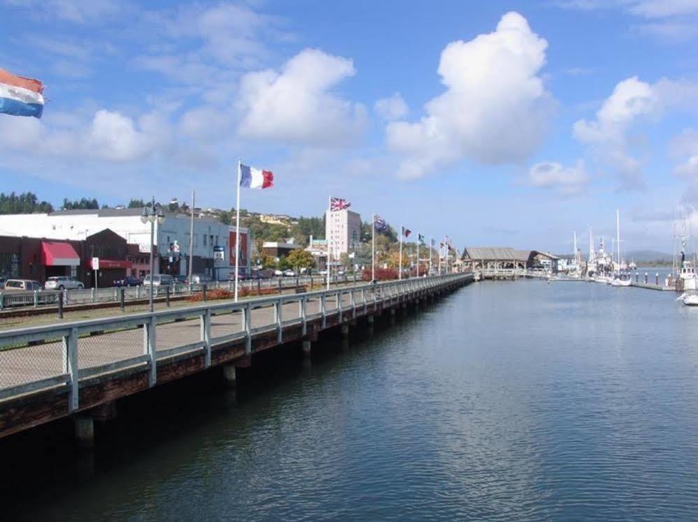 Best Western Holiday Hotel Coos Bay Eksteriør billede